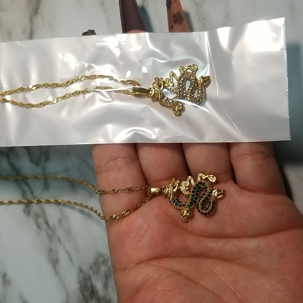 Jewels 💗 - Picture 8 of 9
